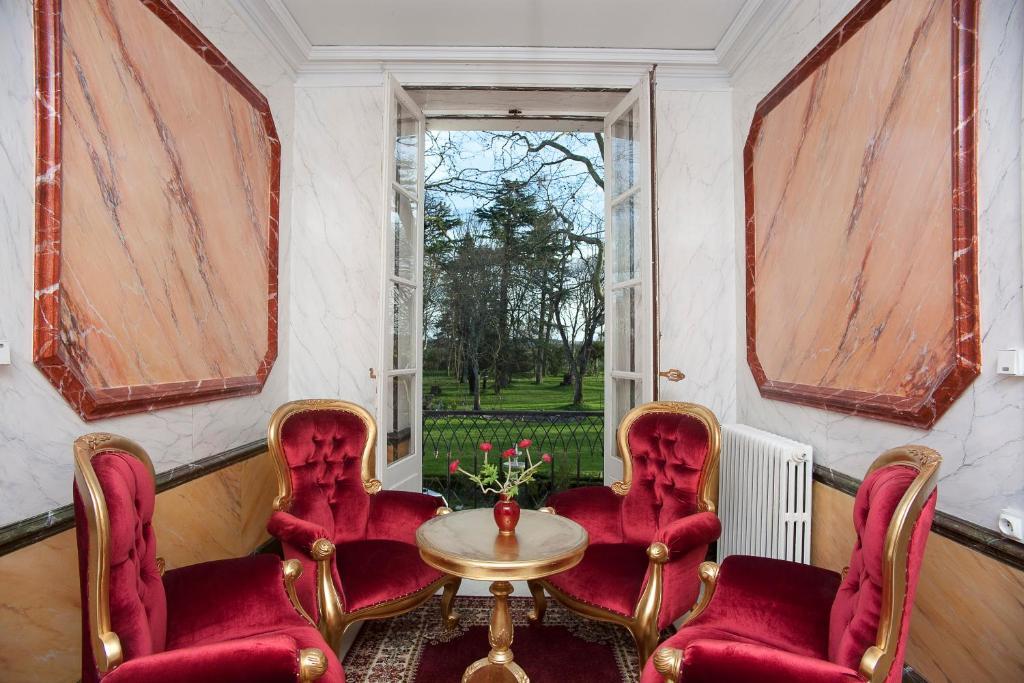Le Relais Du Silence Chateau Lavail Labastide-dʼAnjou Exteriér fotografie